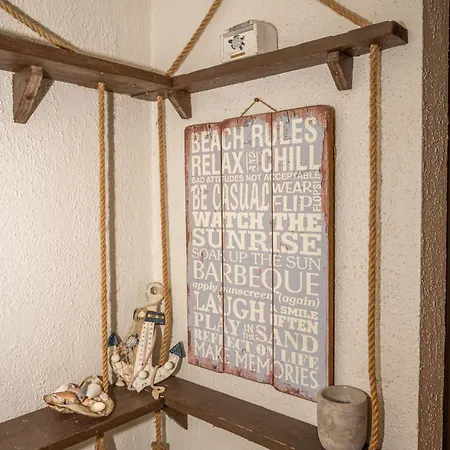 Boka's Forest Getaway 别墅 比隆