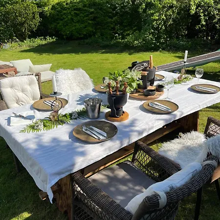 Boka's Forest Getaway *